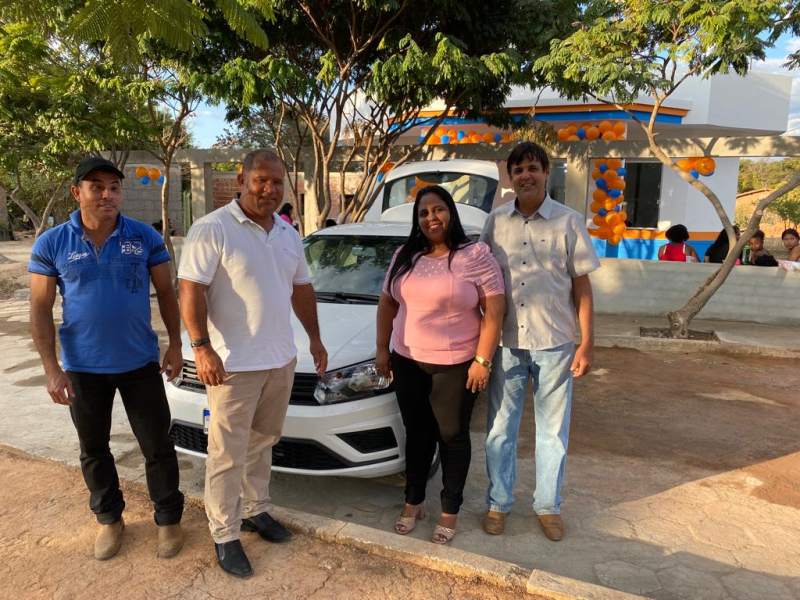 Entregara da nova Unidade do ESF de Senhora da Glória e um veículo gol zero km